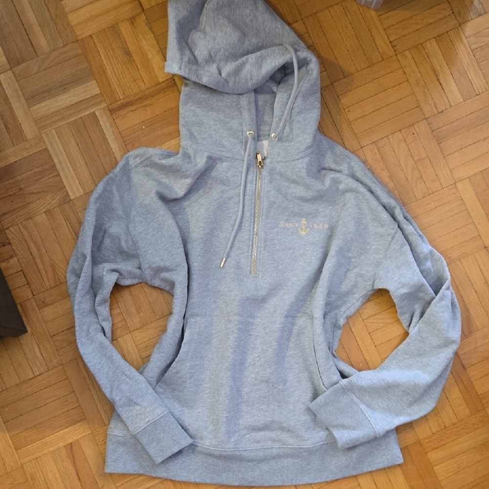 Gant Women's Light Gray Hoodie Sweater